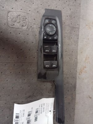  Chevrolet Silverado 2500 Master Power Window Switch - Left (Driver) (Used OEM)