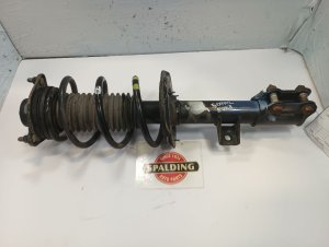 2010-2013 Hyundai Tucson Front Suspension Strut Assembly - Left (Driver) (Used OEM)