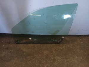2000-2002 Subaru Outback Door Glass - Front, Left (Driver) (Used OEM)