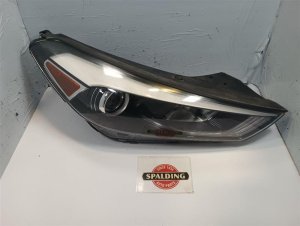2016-2018 Hyundai Tucson Xenon HID Adaptive Headlight Assembly - Right (Passenger) (Used OEM)