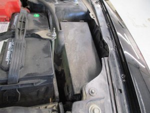 2017-2019 Ford Taurus Engine Compartment Fuse Box (Used OEM)