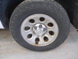 2005-2013 GMC Sierra 1500 Silver 17x7.5 8-Hole Steel Wheel (Used OEM)