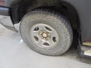 1999-2005 GMC Sierra 1500 Chrome 16x6.5 6-Lug Chrome Steel Wheel (Used OEM)