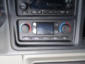 2005-2007 GMC Sierra 1500 Automatic Temperature Control Module (Used OEM)