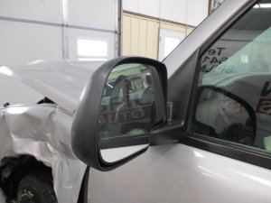 1999-2007 Chevrolet Silverado 1500 Black Manual Door/Side View Mirror - Left (Driver) (Used OEM)