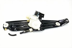 2001-2007 GMC Sierra 2500 Manual Window Regulator - Rear, Left (Driver) (Used OEM)