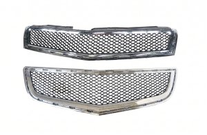 2022-2024 Chevrolet Traverse Black Grille with Chrome Surround (Used OEM)