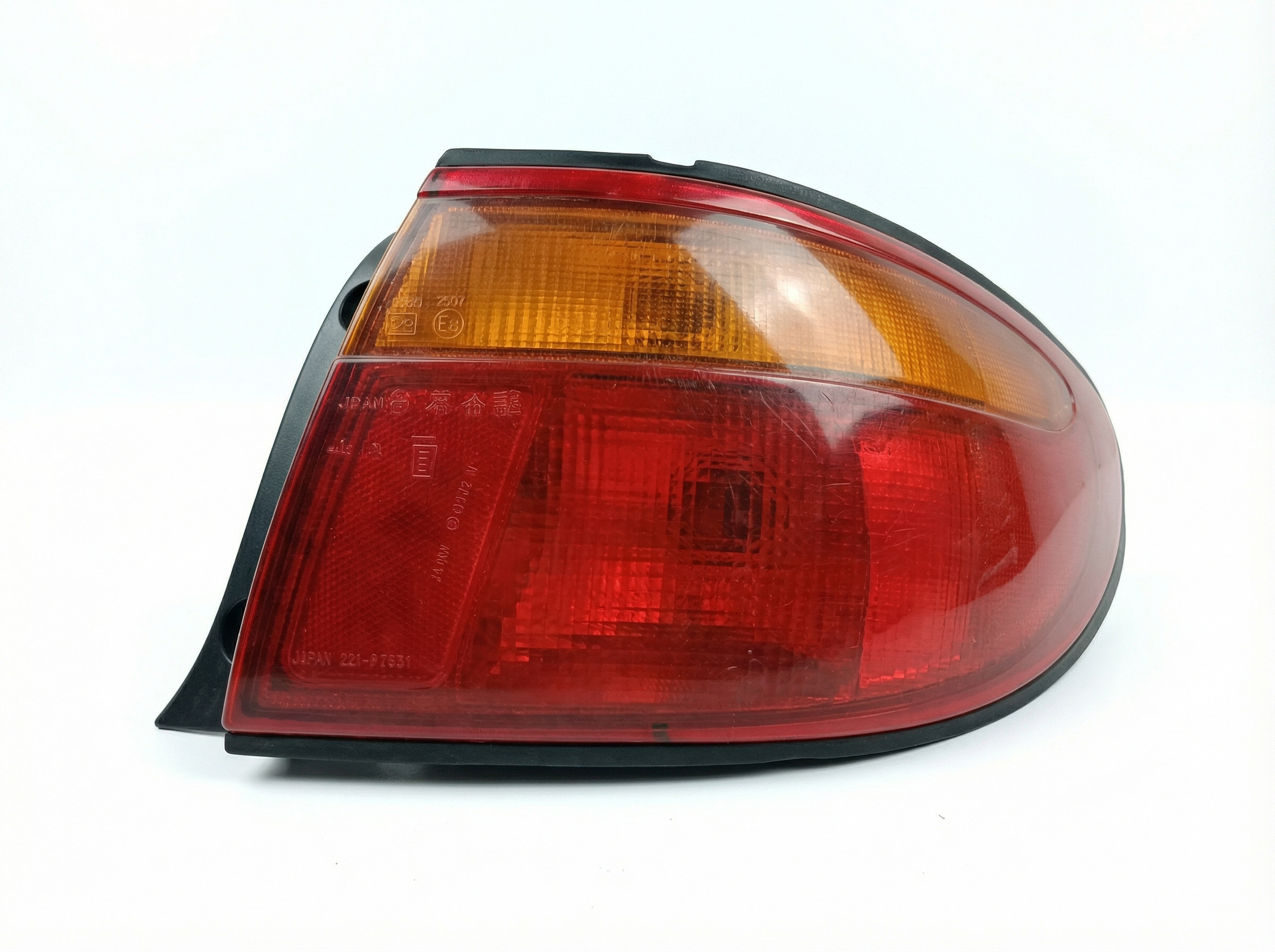 1996-1998 Mazda Millenia Outer Quarter Panel Mount Tail Light - Right (Passenger) (Used OEM)