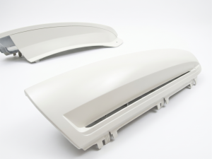 2019-2025 Chevrolet Silverado 1500 White Trunk/Tailgate Spoiler with Third Brake Light (Used OEM)