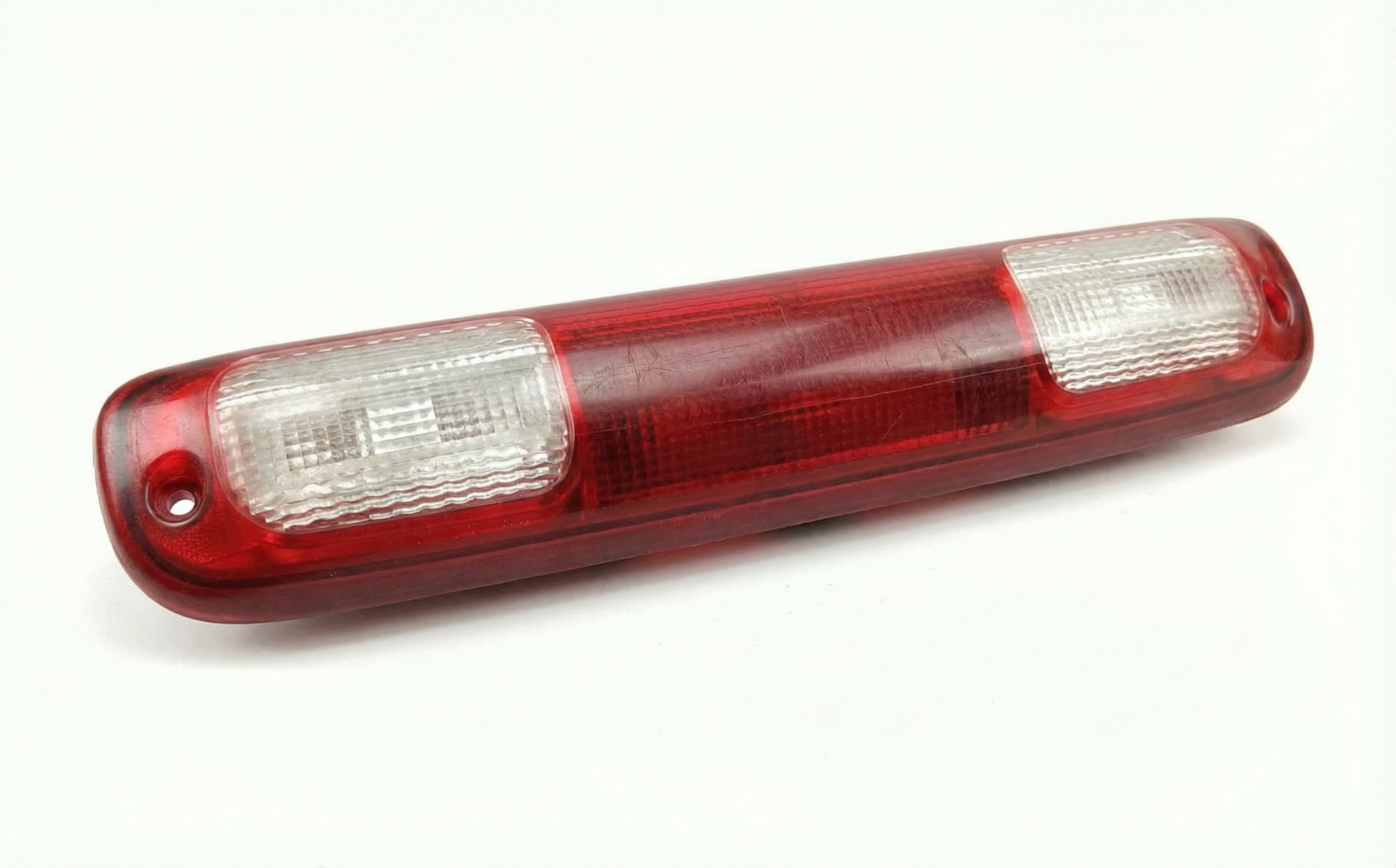 2001-2006 GMC Sierra 3500 Center High Mount Stop Light Bulb (Used OEM)