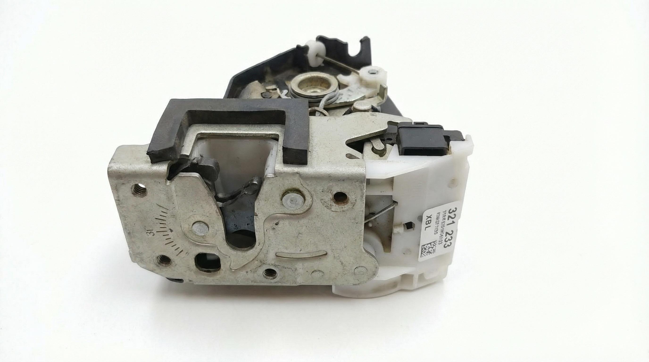 2006-2007 Ford Focus Trunk Latch (Used OEM)
