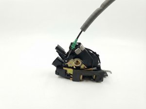 2002-2008 Jaguar X-Type Trunk Latch (Used OEM)