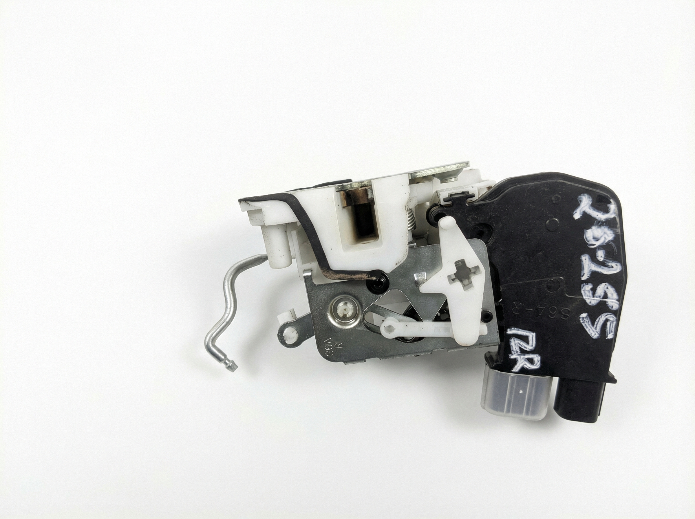 2002-2006 Honda CR-V Hood Latch (Used OEM)