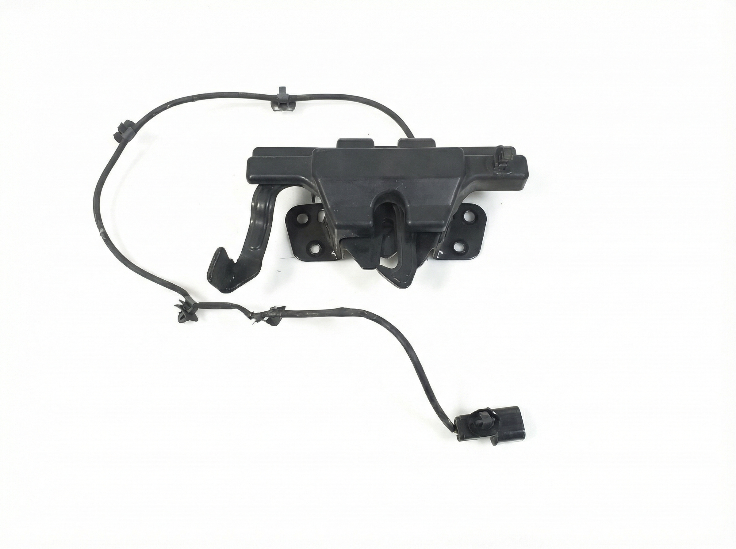 2015-2019 Hyundai Sonata Door Latch - Front, Left (Driver) (Used OEM)