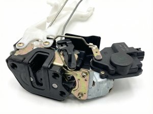 2001-2006 Hyundai Santa Fe Hood Latch (Used OEM)