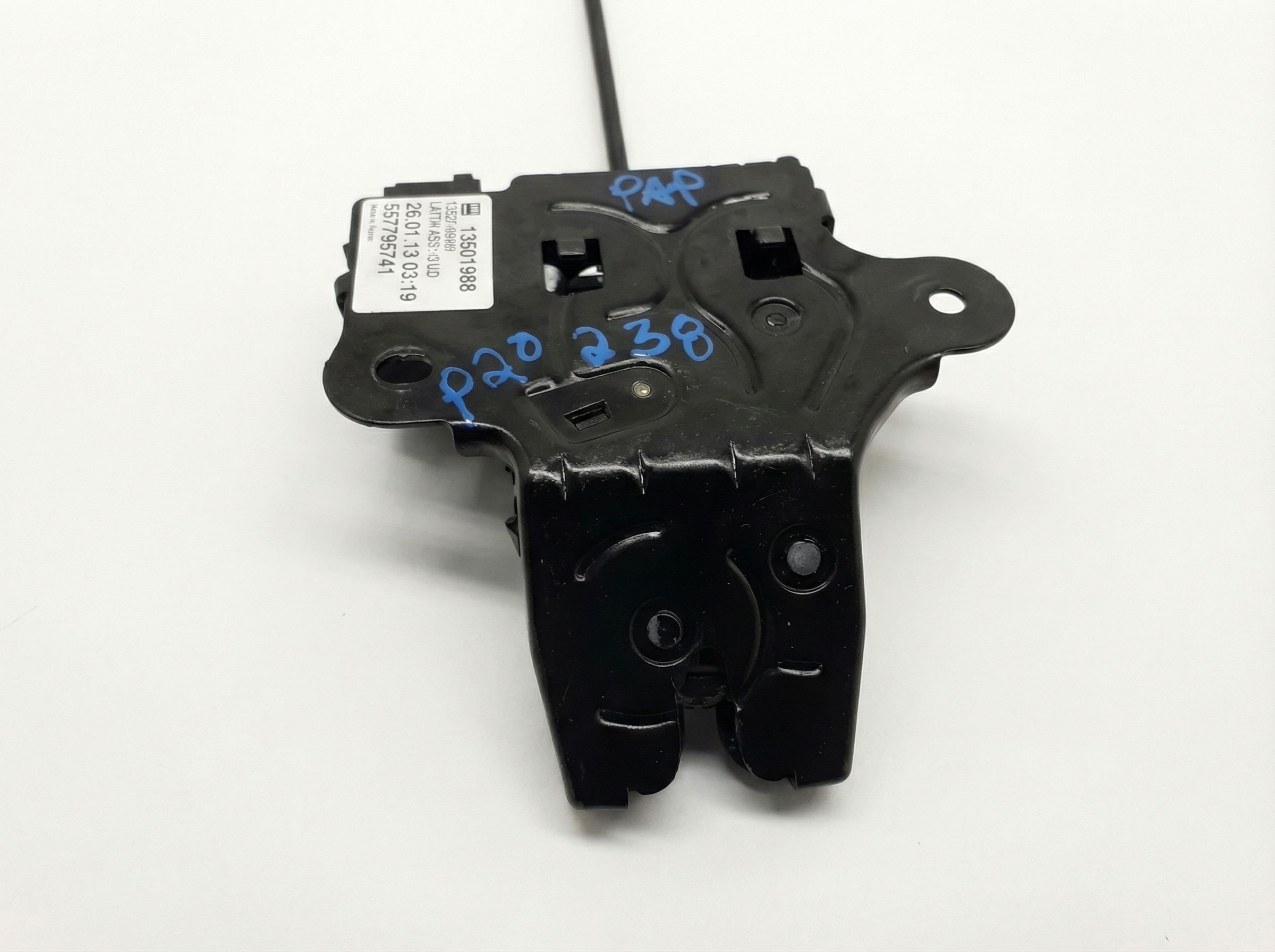 2013-2019 Cadillac ATS Hood Latch (Used OEM)