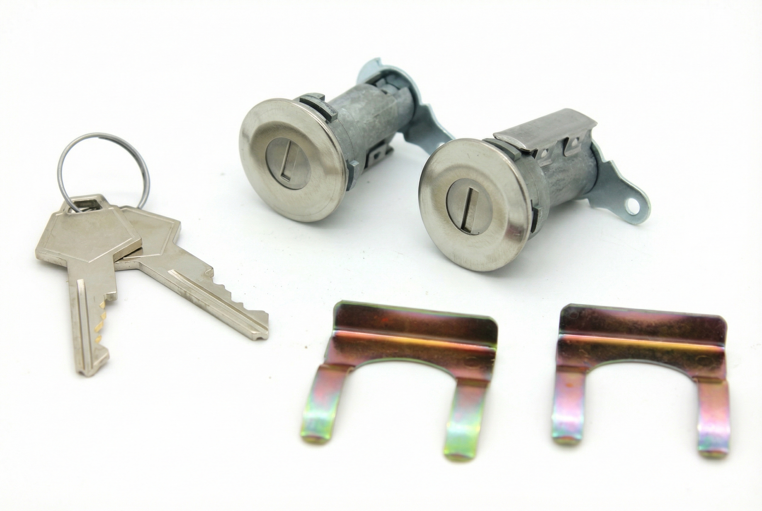 2006-2007 Subaru B9 Tribeca Door Latch Assembly Set - Front, Left (Driver) (Used OEM)