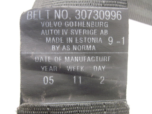 2006-2009 Volvo V60 Gray Seat Belt Buckle with Pretensioner - Front (Used OEM)