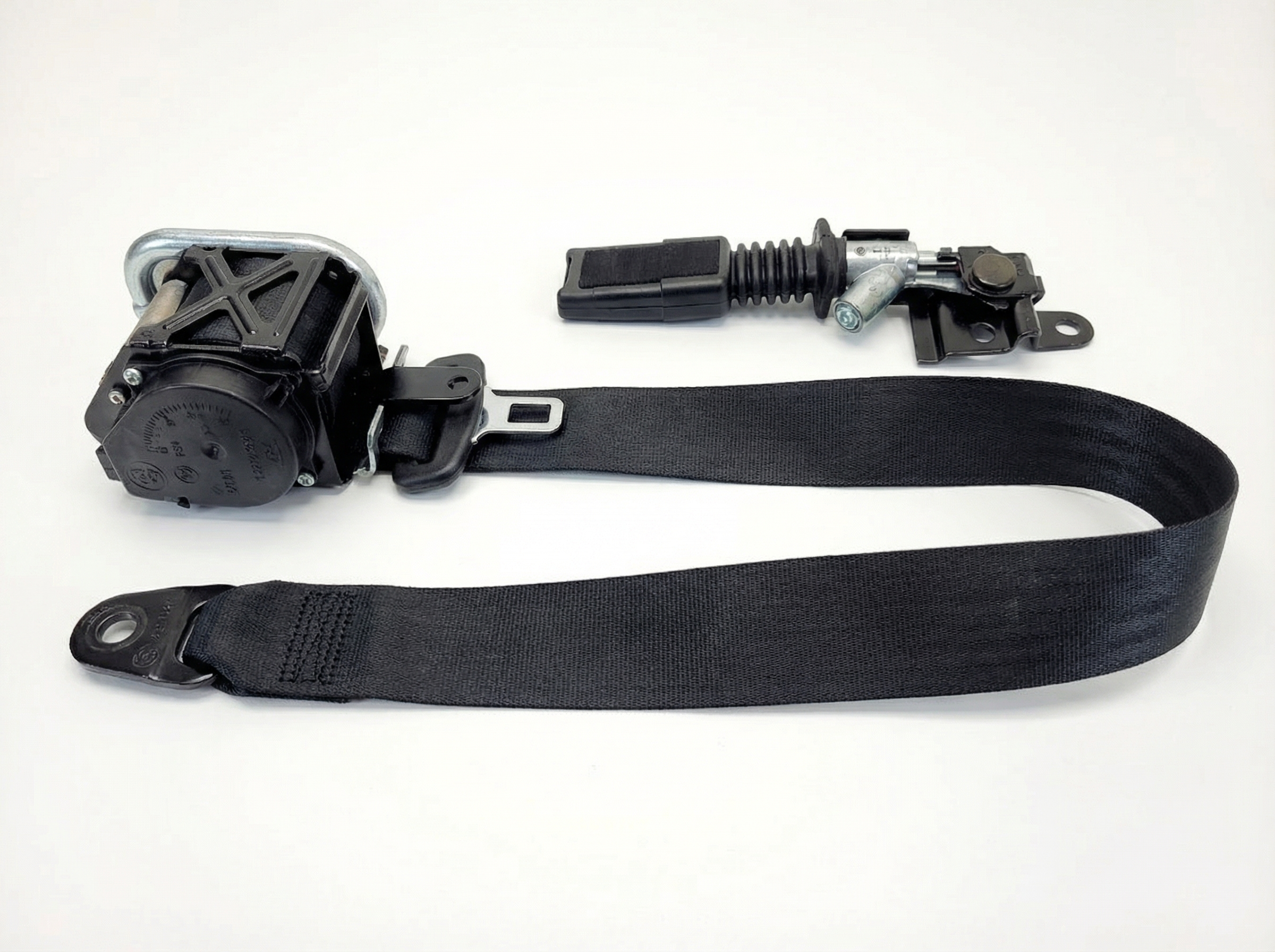 2012-2015 Hyundai Azera Black Seat Belt Assembly with Pretensioner - Front, Right (Passenger) (Used OEM)