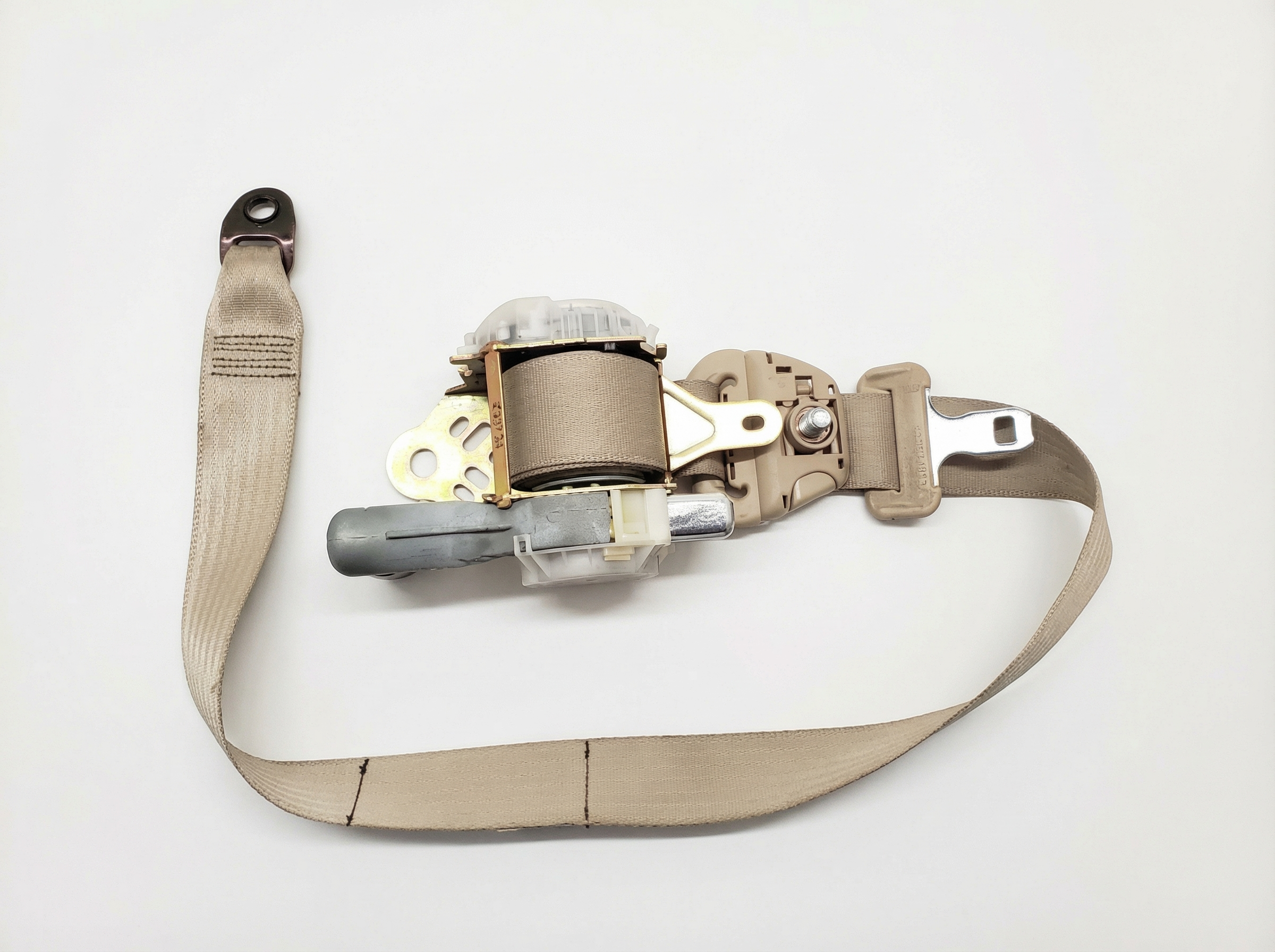 2004-2007 Toyota Highlander Tan Seat Belt Assembly - Front, Right (Passenger) (Used OEM)