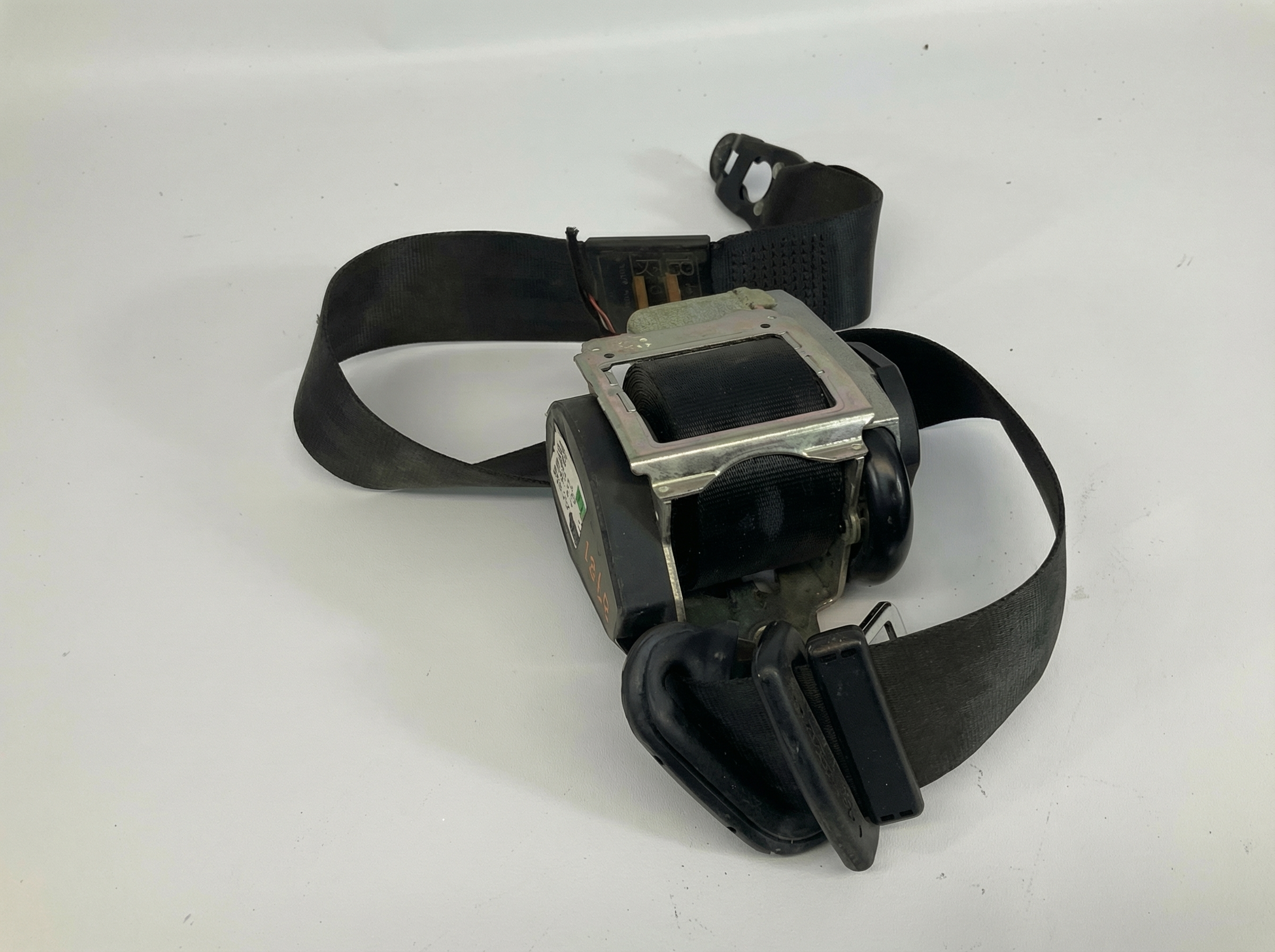 2003-2010 Audi A8 Black Seat Belt Buckle with Pretensioner - Front (Used OEM)