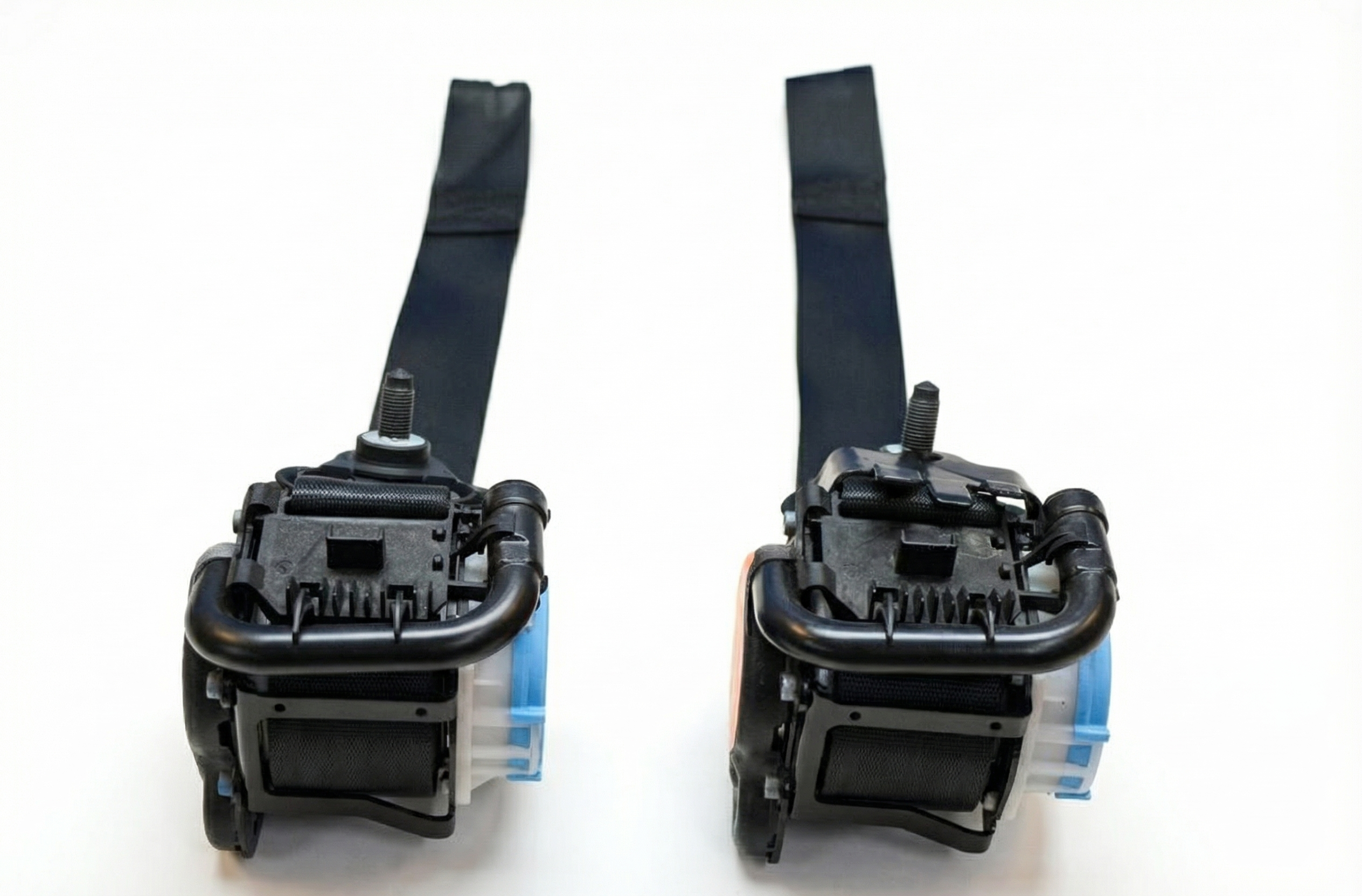 2012-2015 Mercedes-Benz C350 Black Seat Belt Assembly with Pretensioner - Front, Left (Driver) (Used OEM)