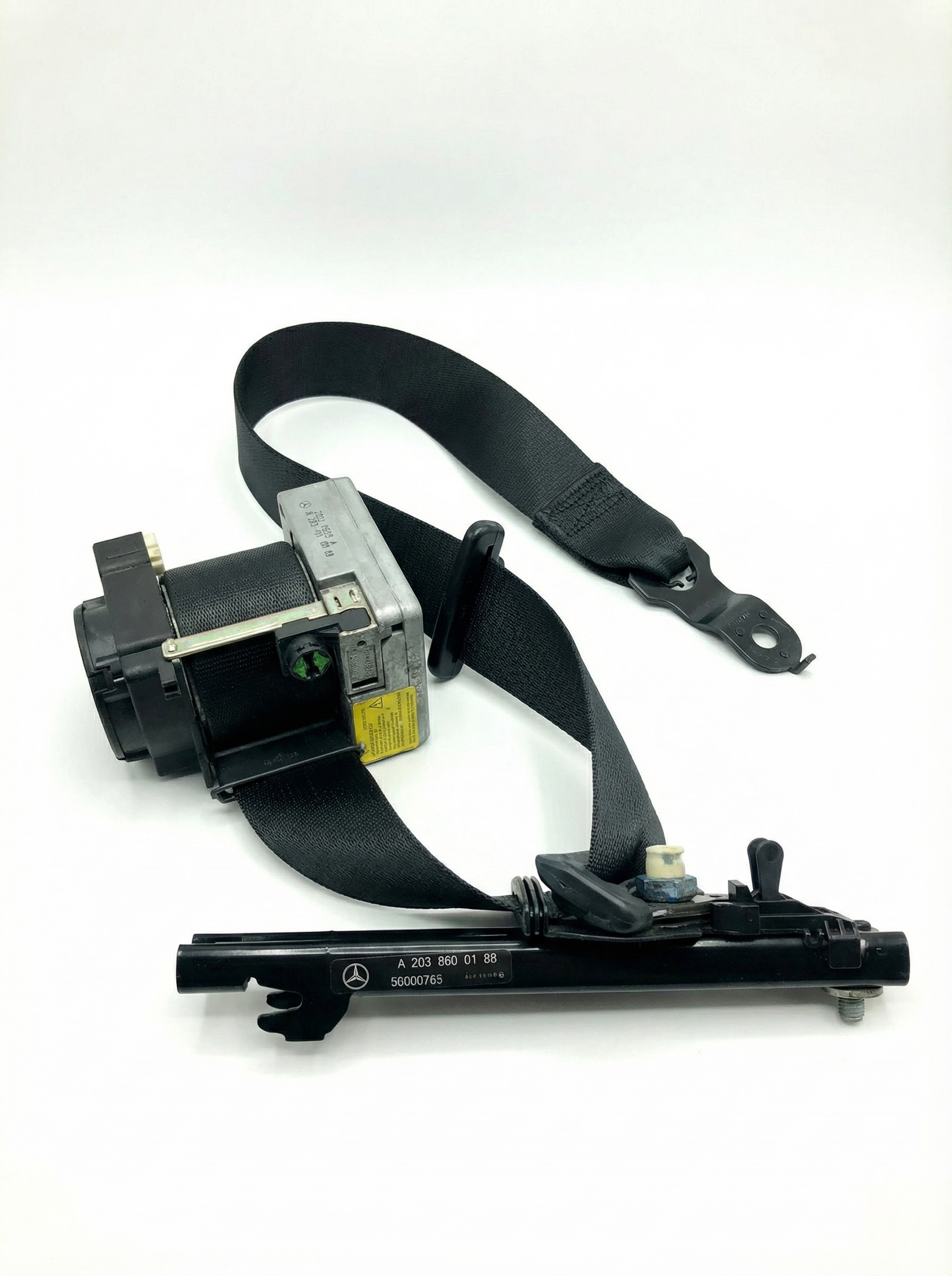 2001-2004 Mercedes-Benz C300 Black Seat Belt Buckle with Pretensioner - Front (Used OEM)