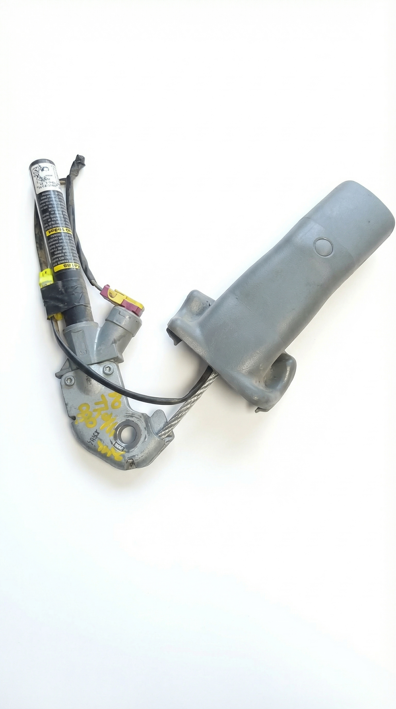 2005-2007 Dodge Caravan Gray Seat Belt Buckle with Pretensioner - Front (Used OEM)