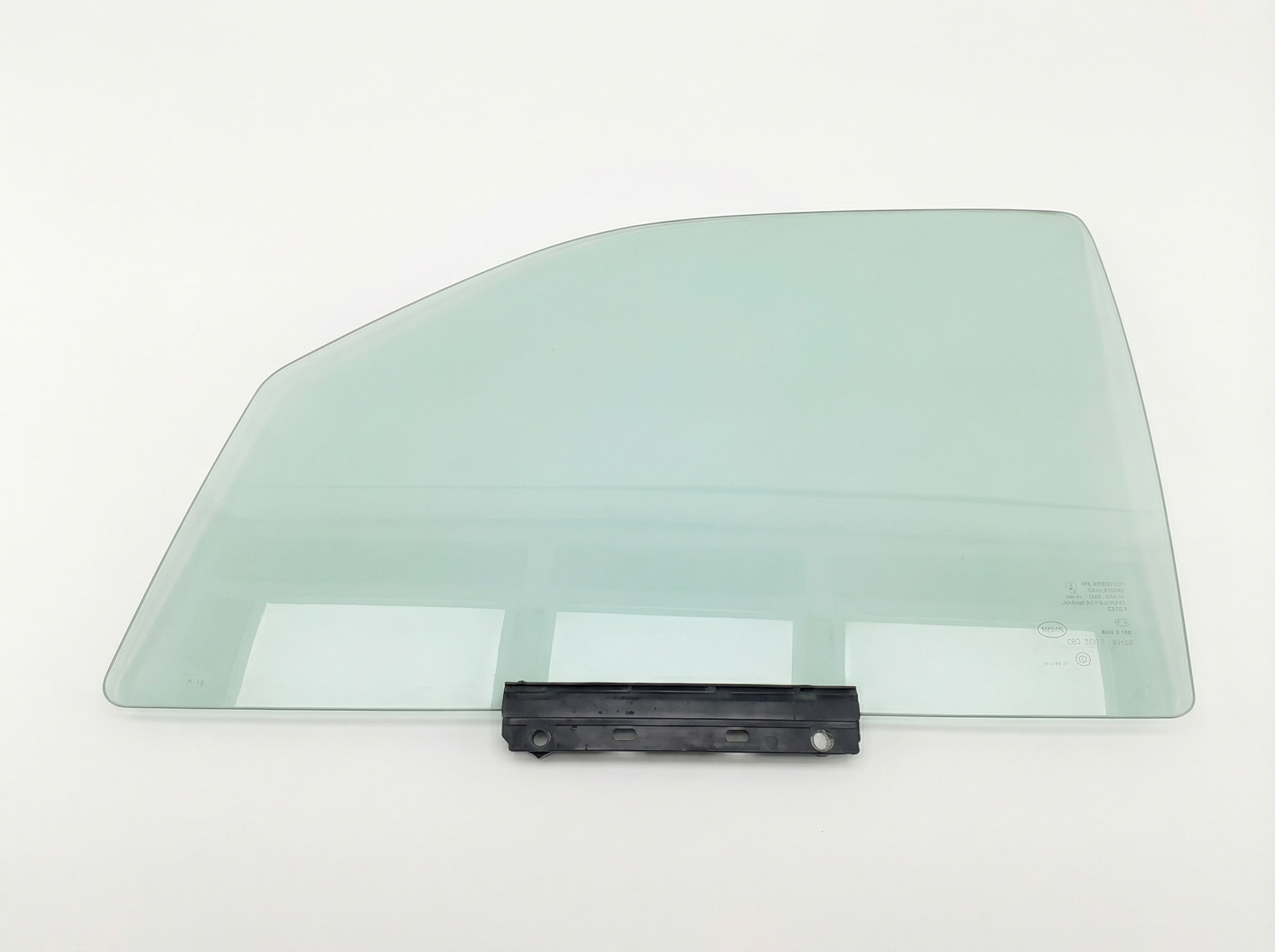 2002-2006 Jeep Liberty Door Glass - Front, Left (Driver) (Used OEM)