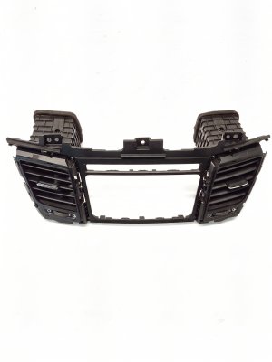 2016-2018 Hyundai Tucson Black Speedometer Instrument Cluster Bezel (Used OEM)