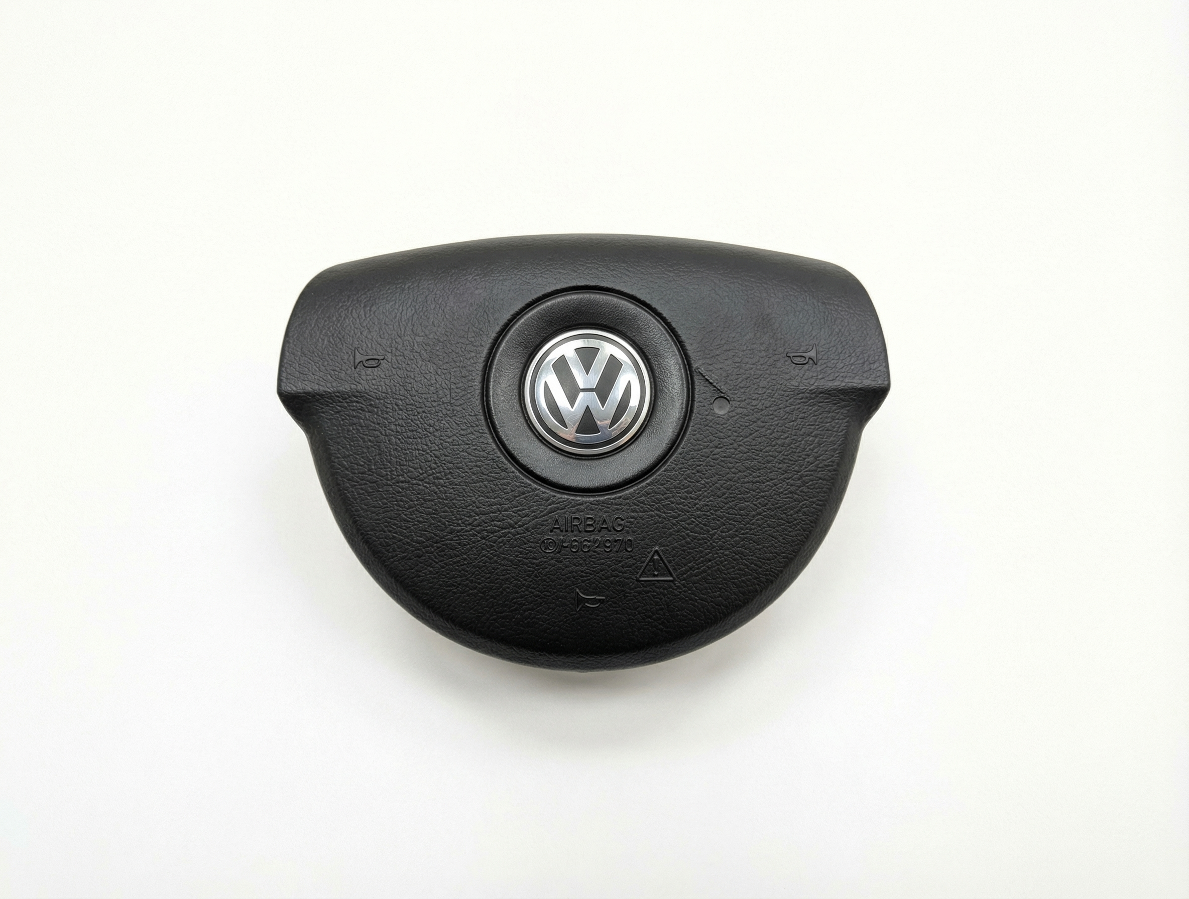 2006 Volkswagen Passat Black 4-Spoke Steering Wheel Air Bag (Used OEM)
