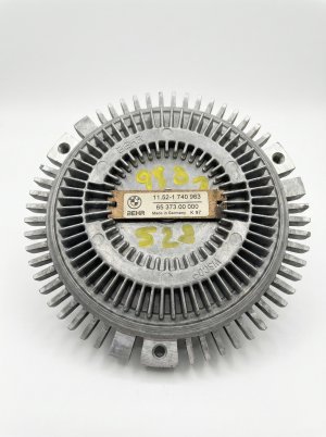1997-2000 BMW Z3 11-Blade Engine Cooling Fan Clutch (Used OEM)
