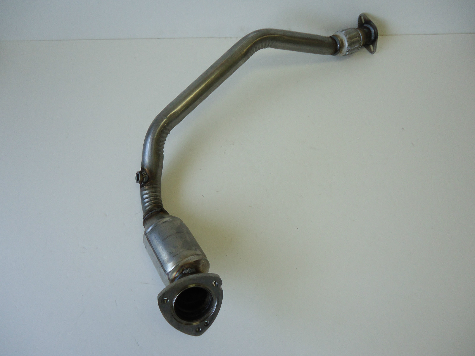 2018-2025 Lexus LS500 Catalytic Converter - Left (EPA Re-Certified OEM)