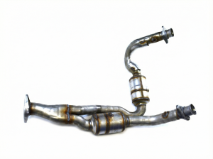 2009-2010 Jeep Commander Catalytic Converter (EPA Re-Certified OEM)
