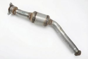2007-2008 GMC Sierra 1500 Front Pipe Catalytic Converter Assembly (EPA Re-Certified OEM)