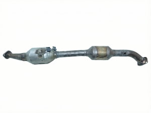 2023-2025 Toyota Prius Catalytic Converter (EPA Re-Certified OEM)