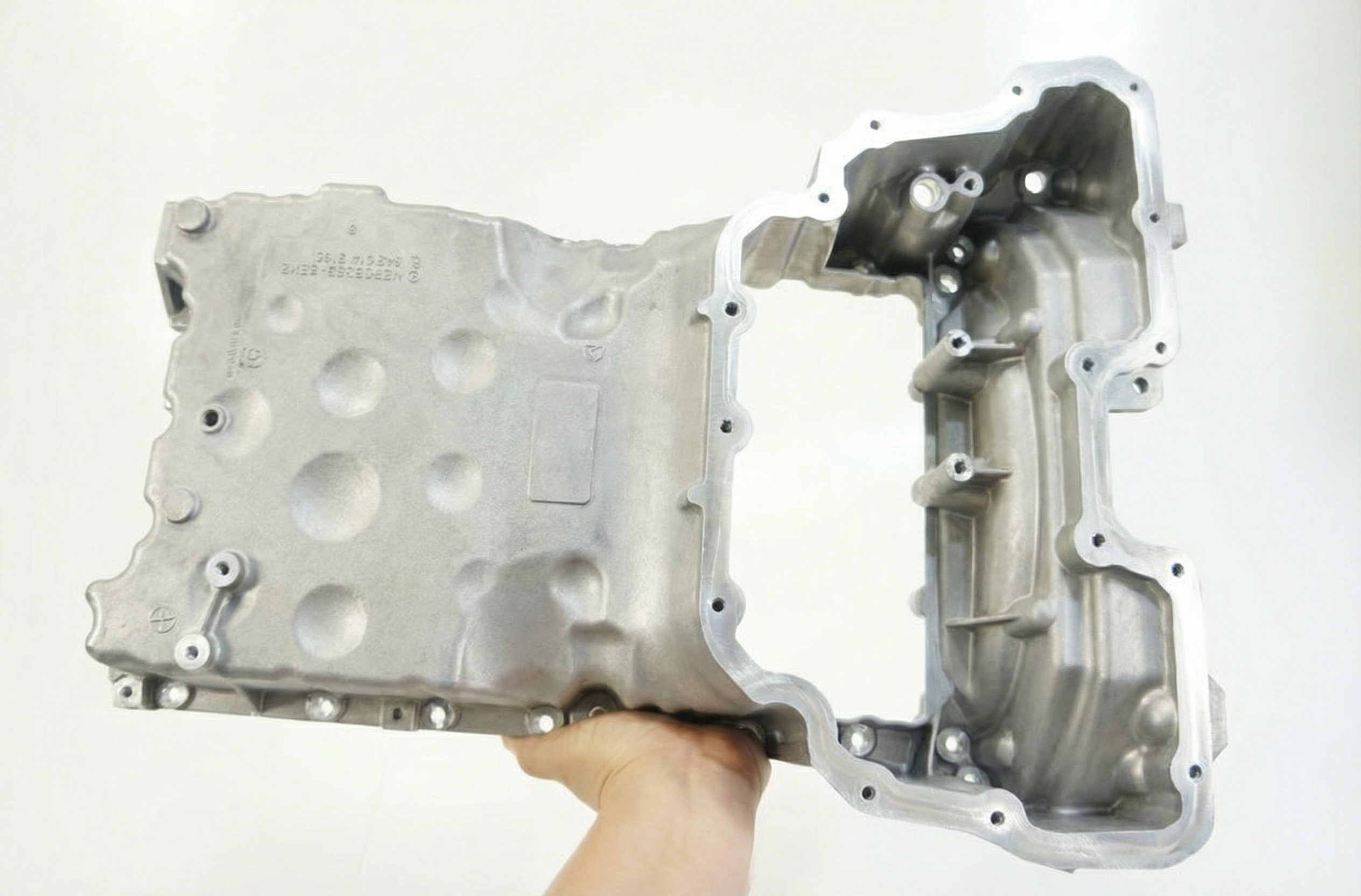 2007-2009 Mercedes-Benz E500 Upper Engine Oil Pan (Used OEM)