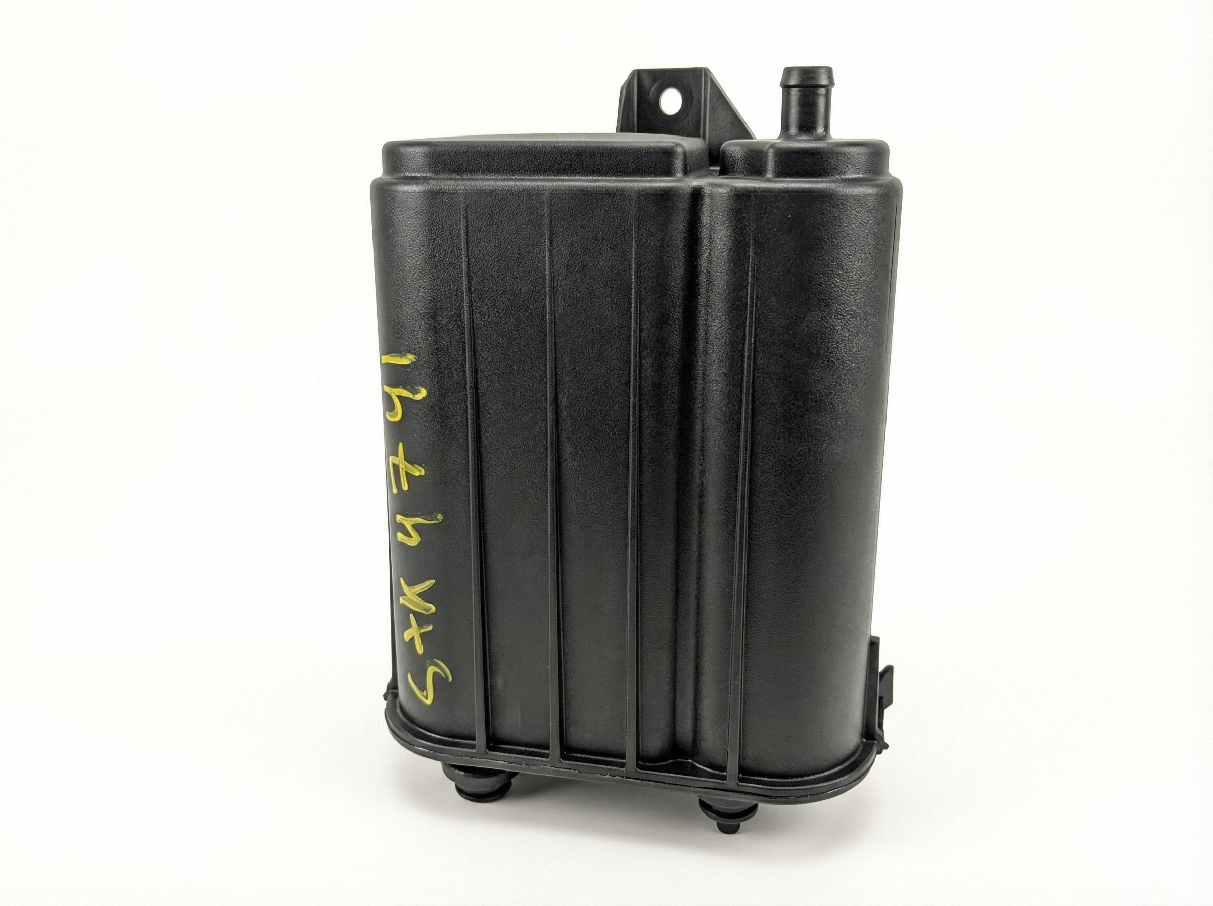 2004-2006 Jeep Liberty Vapor Canister (Used OEM)