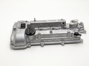 2016-2018 Hyundai Tucson 1.6L Turbo Engine Valve Cover (Used OEM)