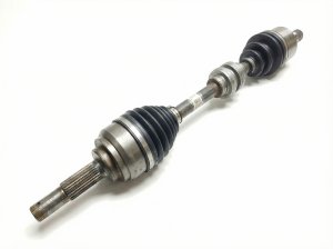 2014-2019 Nissan Versa Note Front Drive Axle Shaft - Left (Driver) (Used OEM)