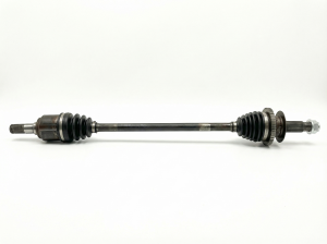 2011-2013 Kia Sorento Drive Axle Shaft Assembly - Rear (Used OEM)