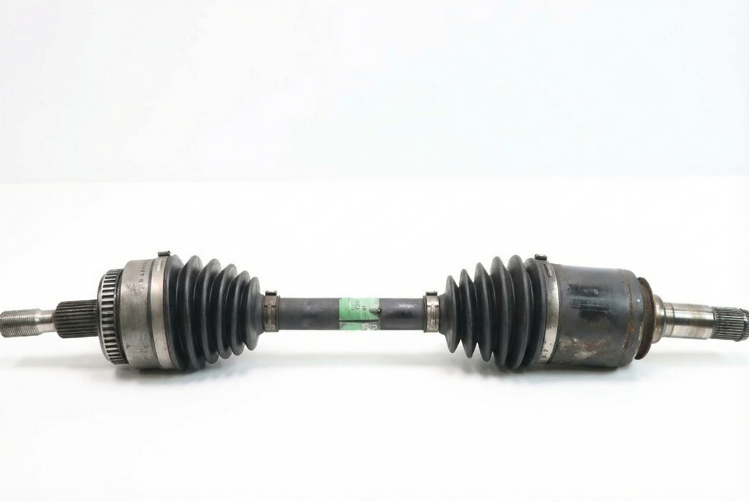 2009-2012 Toyota Highlander Front Drive Axle Shaft - Right (Passenger) (Used OEM)