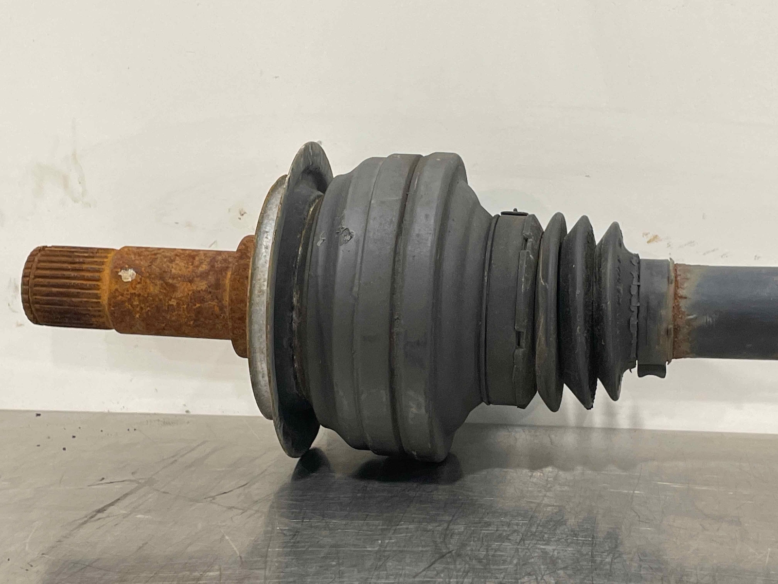 2010-2011 Mercedes-Benz E350 Rear Drive Axle Shaft Assembly (Used OEM)