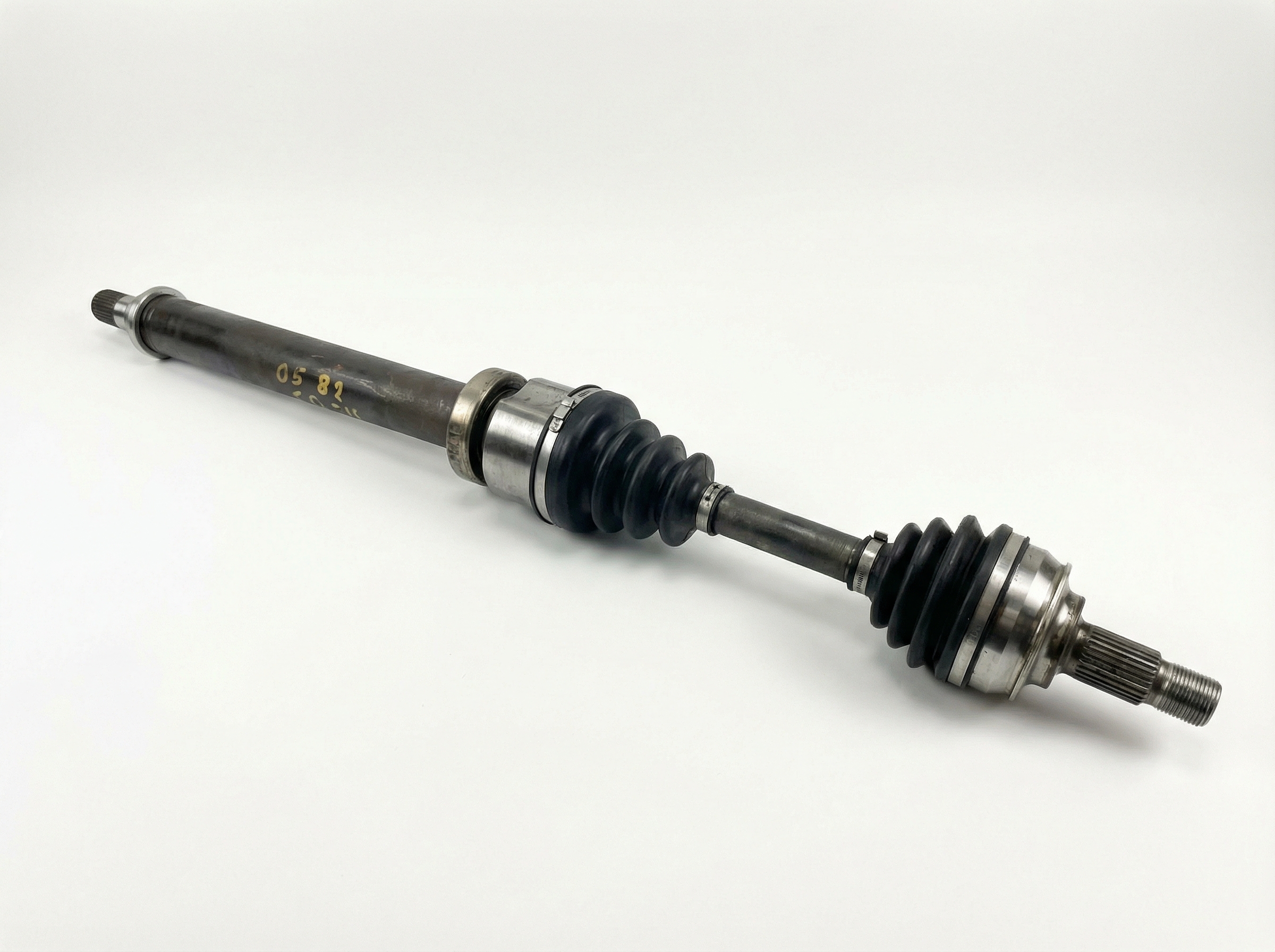 2015-2017 Ford Fiesta Drive Axle Shaft - Right (Passenger) (Used OEM)