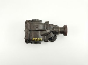 2003-2005 Jaguar X-Type Rear Differential Carrier Assembly (Used OEM)