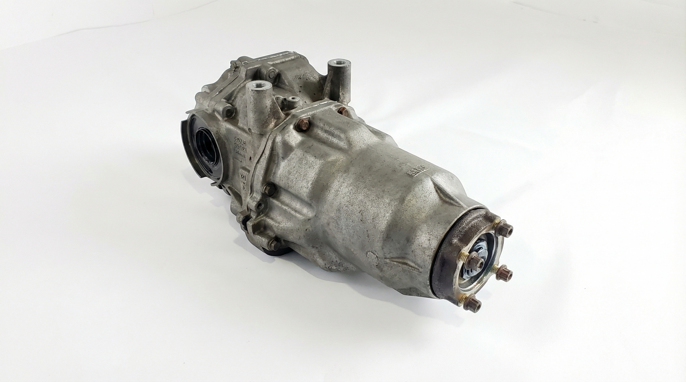 1997-2001 Honda CR-V Black Differential Carrier Assembly (Used OEM)