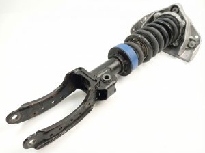 2004-2010 Volkswagen Touareg Front Suspension Strut Assembly - Right (Passenger) (Used OEM)