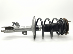 2010-2011 Toyota Camry Front Suspension Strut Assembly - Left (Driver) (Used OEM)