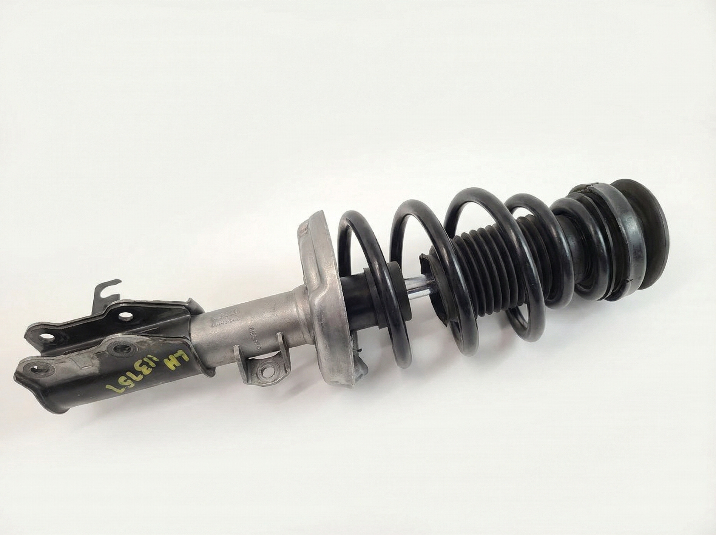 2016 Chevrolet Malibu Limited Suspension Strut - Left (Driver) (Used OEM)