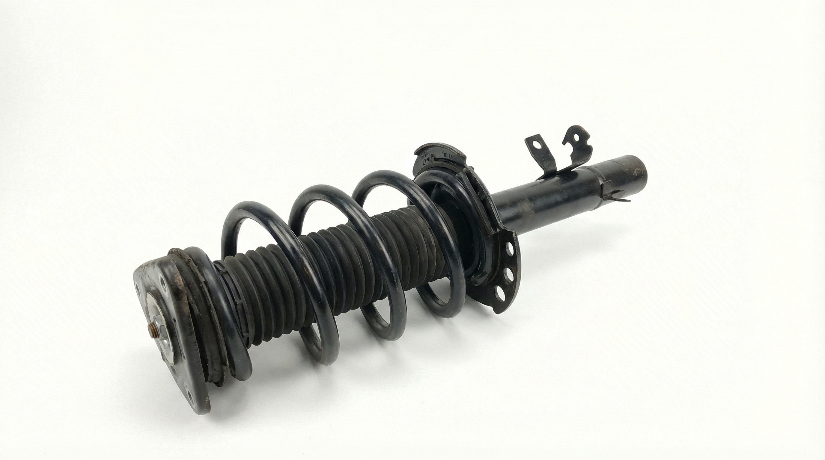 2015-2019 Lincoln MKC Front Suspension Strut Assembly - Right (Passenger) (Used OEM)